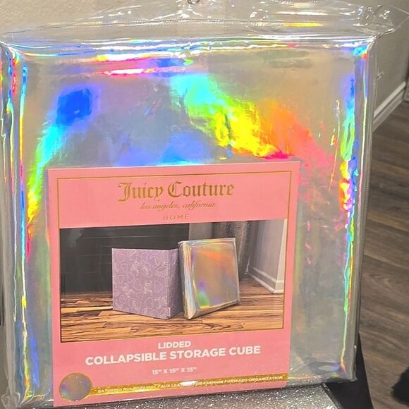 Juicy Couture Home Iridescent JC Crown & Heart Logo Collapsible Storage Ottoman - Picture 5 of 6